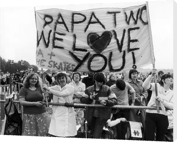 Congregation at Pope John Paul II Mass at Heaton Park, Manchester, Monday 31st May 1982