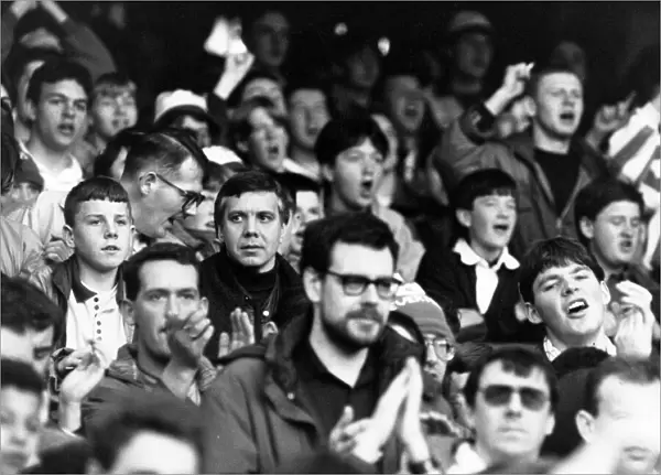 Everton 1-0 Luton, League match at Goodison Park, Saturday 4th May 1991
