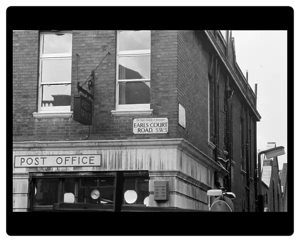 Post Office, Earls Court Road, London, SW5. 11th September 1971