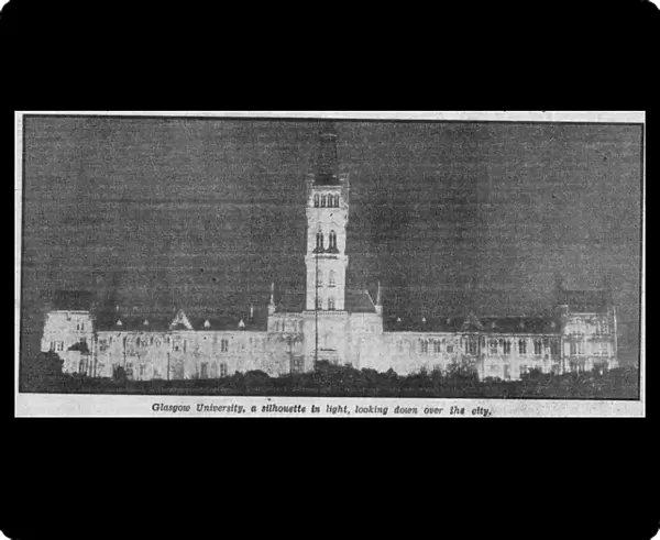 DAILY RECORD PHOTOGRAPH FROM PAPER 9TH MAY 1945 GLASGOW UNIVERSITY LIT LIGHTS