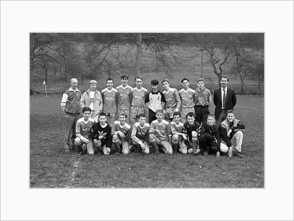 Laund Hill YMCA Under 15 Football Team, play in the Gelpack Junior Sunday League