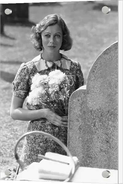 Jenny Agutter as Molly Prior in the graveyard of St Margaret