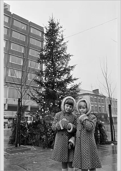 Stockton Christmas tree lights on. 1973