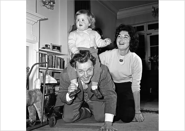 TV Personality Nicholas Parsons, his wife Denise and daughter Zuleika. 25th February 1960
