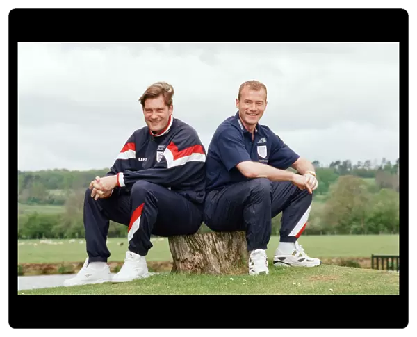 England manager Glenn Hoddle and Alan Shearer. 29th April 1997
