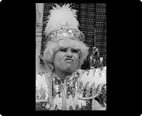 Actress Barbara Windsor making funny faces. February 1978