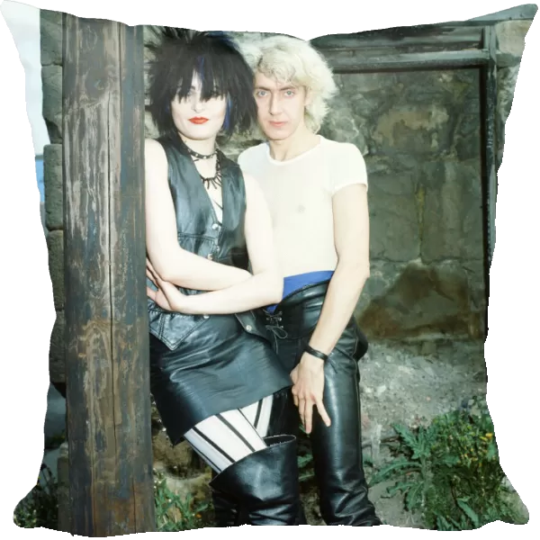 Siouxsie Sioux and Budgie of The Creatures. 1983