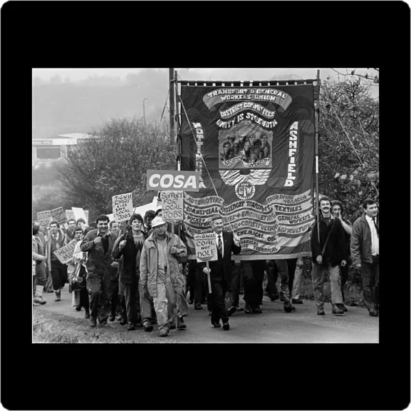 150 coal workers march to save Kirk opencast site, 15th October 1988