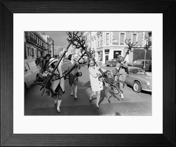 Framed Print : Biba Boutique Kensington High Street Print 1966 Framed Print : Biba Boutique Kensington High Street Print 1966
