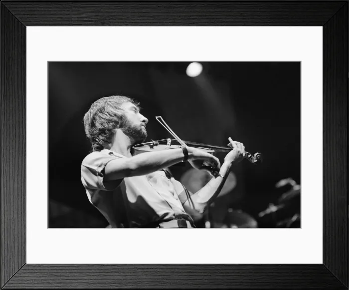 Framed Print : Print of Mik Kaminski performing with ELO at the Birmingham NEC in 1981 Framed Print : Print of Mik Kaminski performing with ELO at the Birmingham NEC in 1981