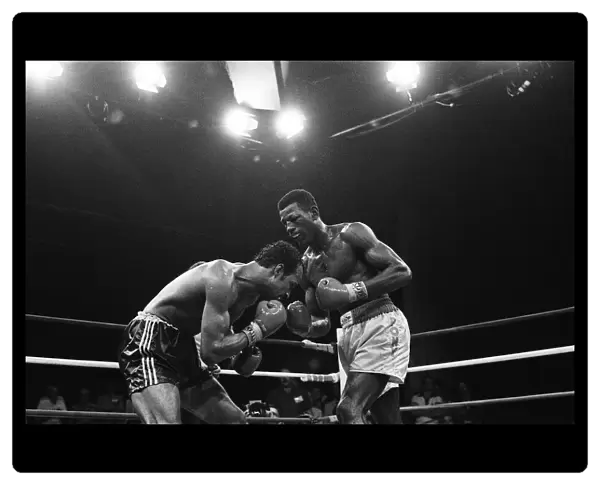 John Conteh vs Matthew Saad Muhammad I. For WBC light-heavyweight title, Steel Pier