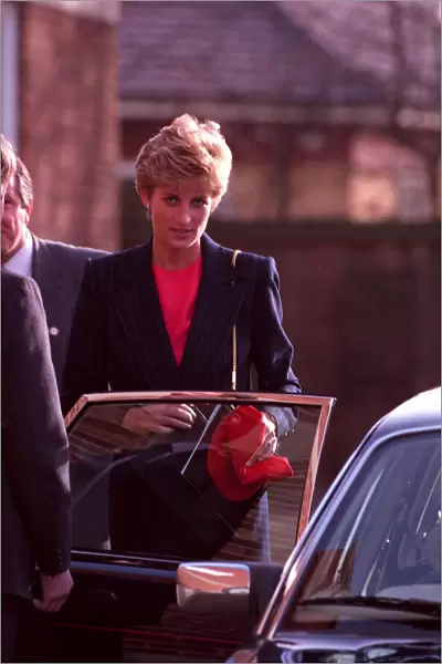 DIANA PRINCESS OF WALES GETTING INTO CAR OUTSIDE THE RED CROSS CENTRE IN NORTH LONDON