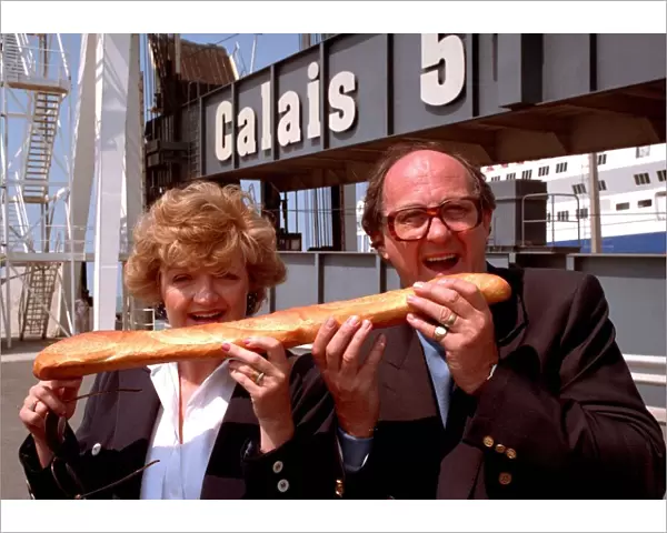 JULIA MCKENZIE AND ANTON ROGERS IN CALAIS WITH A BAGUETTE 21  /  06  /  1989