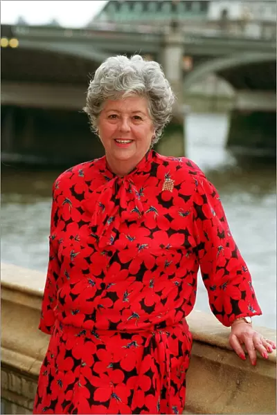 BETTY BOOTHROYD, LABOUR PARTY - 28  /  04  /  1992