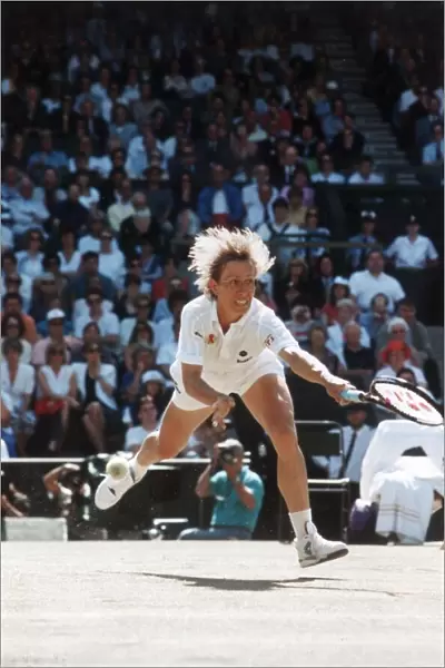 Martina Navratilova, IN ACTION PLAYING ON COURT AT THE 1993 WIMBLEDON TENNIS TOURNAMENT