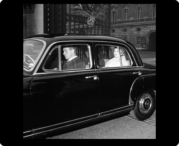 Prince Rainier and Princess Grace of Monaco leave Buckingham Palace after having lunch