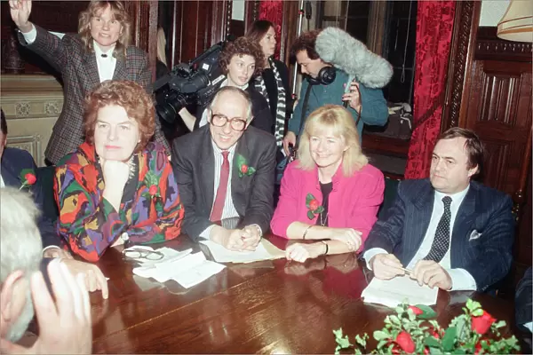 1989 Labour Party Shadow Cabinet, newly elected, Photocall, Westminster, London