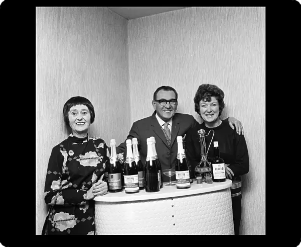 Pub landlord celebrates 40 years pulling pints, Teesside. 1972