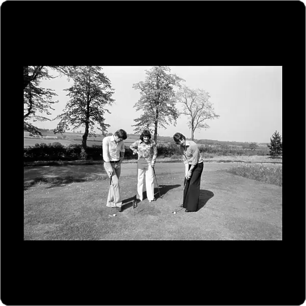 England Squad playing golf before one of their international matches