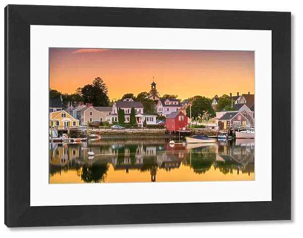 Portsmouth, New Hampshire, USA townscape at dusk