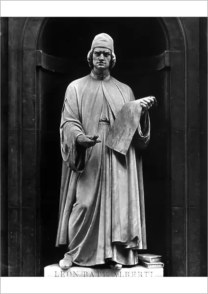 Leon Battista Alberti, statue by Giovanni Lusini, located in a niche of the portico in the Piazzale degli Uffizi, Florence