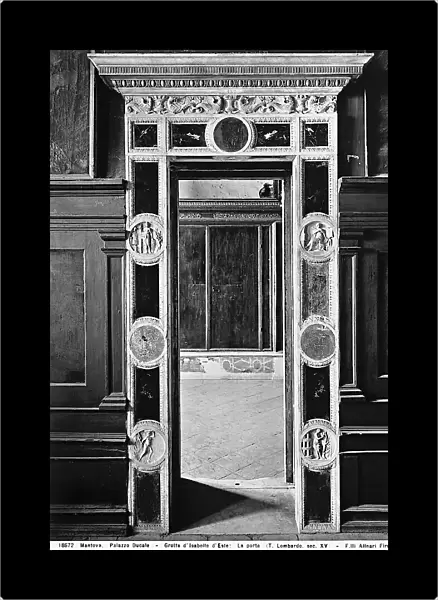 Entrance door; Grotta di Isabella d'Este, Ducal Palace, Mantua