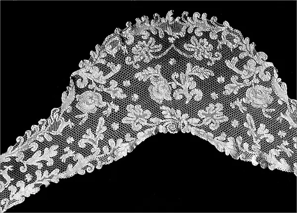 Venetian lace decorated with vegetal and floral patterns. Collection of Count Segr Sartorio in Trieste