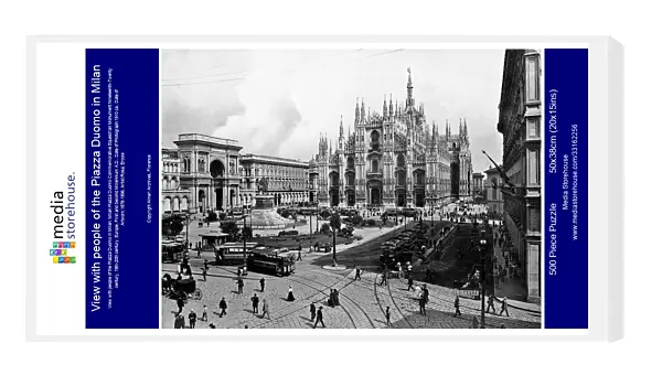 View with people of the Piazza Duomo in Milan