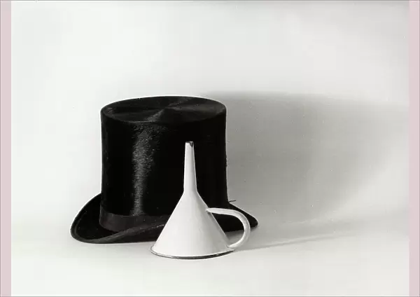 Top-hat and funnel