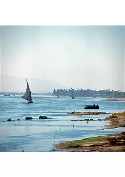 Upper Egypt boats, feluccas and ferries sailing between high and lower Egypt