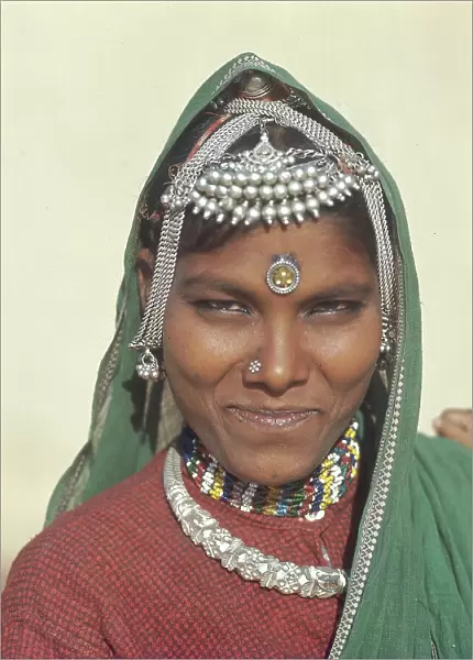 Portrait of a woman in traditional dress and jewelery, state of Madhya Pradesh, central India