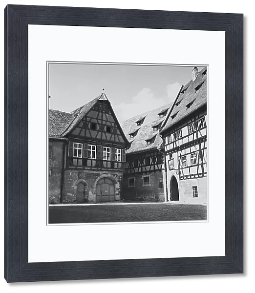 Faade of traditional buildings in the center of Bamberg, Baveria