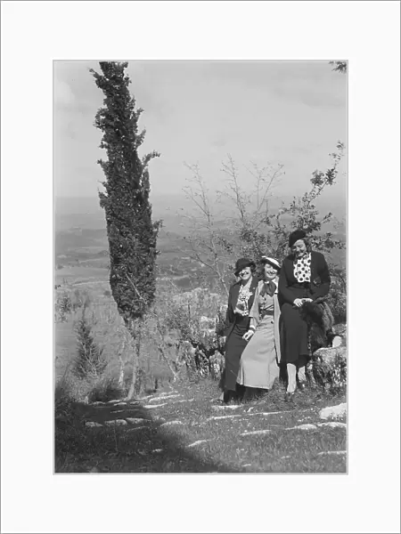 Group of women during a trip to the countryside