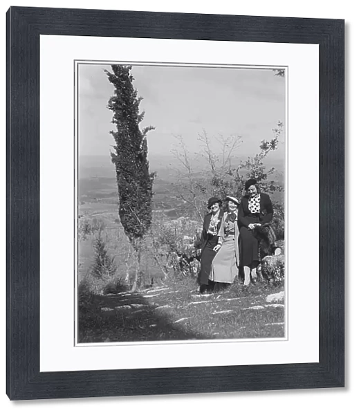 Group of women during a trip to the countryside