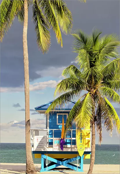 Florida, South Florida, Hollywood Beach, lifeguard station