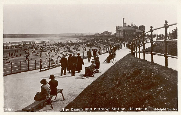 Aberdeen  /  Beach 1920S?