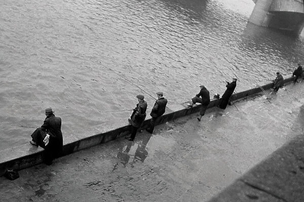 Anglers on the River Seine, Paris