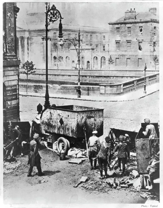 Framed Print : The Battle of the Four Courts Print Framed Print : The Battle of the Four Courts Print