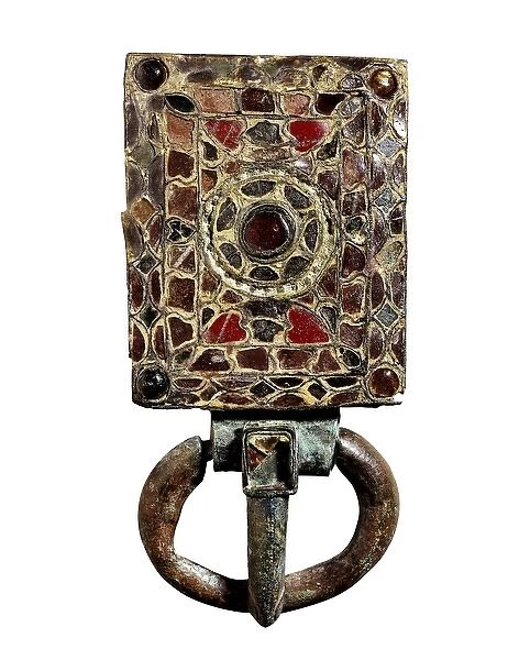 Brass belt buckle with encrusted glasses, 7th century