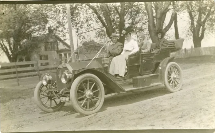 Framed Print : C1909 Peerless Vintage Car Print