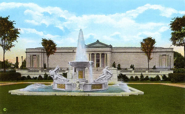 Cleveland, Ohio, USA - Fountain and Museum of Art