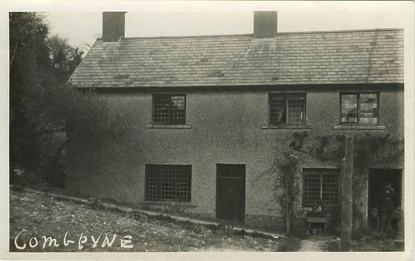 Combpyne Lane, Combpyne, Axminster, Devon, England. Date: 1930s