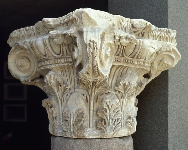 Corinthian capital with acanthus leaves and volute. Pergamon