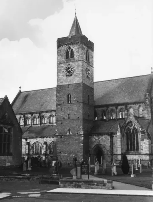 Framed Print : Dunblane Cathedral Print, 12th century Norman Architecture Framed Print : Dunblane Cathedral Print, 12th century Norman Architecture