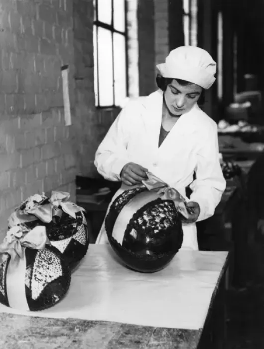Framed Print : Chocolate Easter Egg Preparations Print, 3 February 1933 Framed Print : Chocolate Easter Egg Preparations Print, 3 February 1933