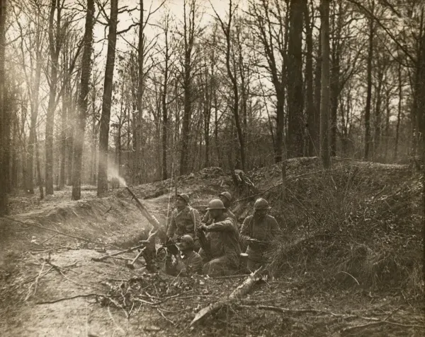 French machine gun WWI available as Framed Prints, Photos, Wall Art and ...