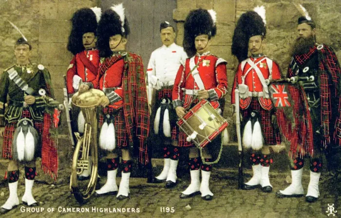 Framed Print : Cameron Highlanders Print Framed Print : Cameron Highlanders Print