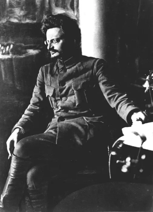 Framed Print : Leon Trotsky Portrait Print, 16th October 1920 Framed Print : Leon Trotsky Portrait Print, 16th October 1920