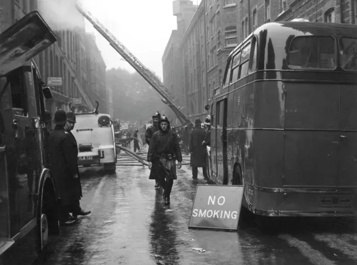 Framed Print : LFB Major Control Unit in Operation, Print 1955 Framed Print : LFB Major Control Unit in Operation, Print 1955