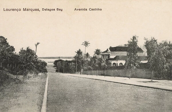 Mozambique - Maputo - Avenida Castilho